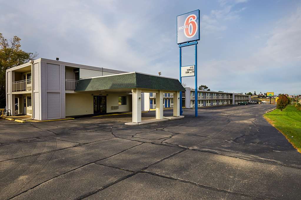 Rodeway Inn Dubuque Zewnętrze zdjęcie